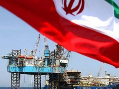 Фото: Иран готовит для инвесторов новую форму нефтяных контрактов / Политика