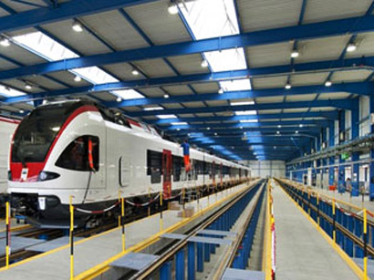 Фото: Азербайджан получит первые локомотивы Alstom в конце 2016 года / Новости бизнеса и экономики