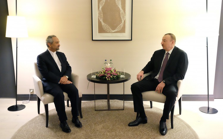 Azərbaycan Prezidenti İlham Əliyev Davosda İran Prezidenti Administrasiyasının rəhbəri ilə görüşüb