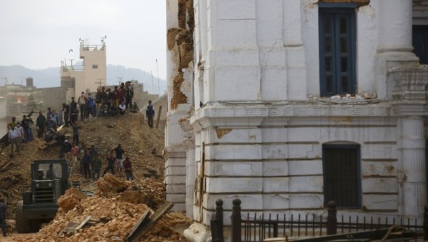 Türkiyə bu günlərdə dəhşətlə zəlzələ baş verən Nepaldan vətəndaşlarını evakuasiya edib.