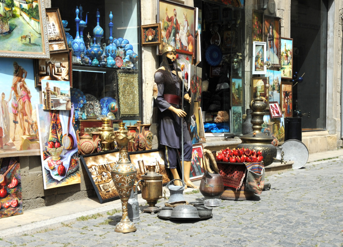 В Баку ежегодно будут проходить торговые фестивали