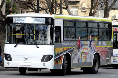 В Баку внесены изменения в два автобусных маршрута