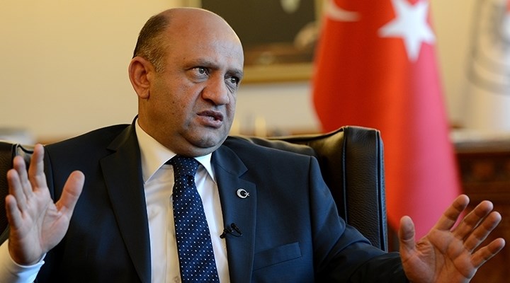 Турция должна быть готова к любому развитию ситуации в Ираке - министр обороны