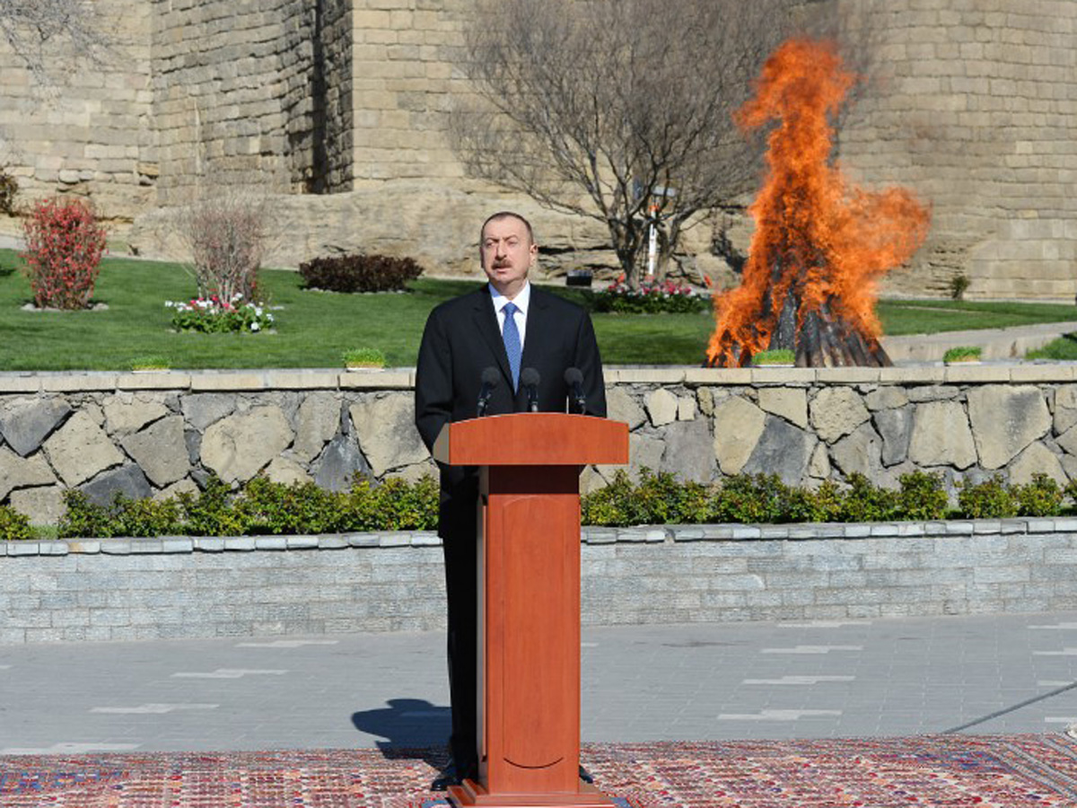 Президент Ильхам Алиев: В Азербайджане задействуются новые отрасли, которые принесут стране большие политические и экономические дивиденды