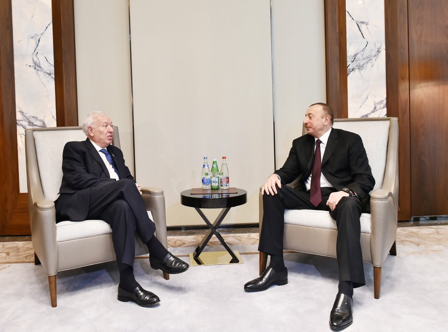 Президент Ильхам Алиев обсудил с главой МИД Испании нагорно-карабахский конфликт