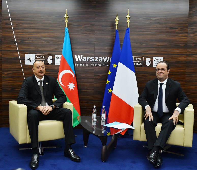 Президенты Азербайджана и Франции обсудили нагорно-карабахский конфликт (ФОТО)