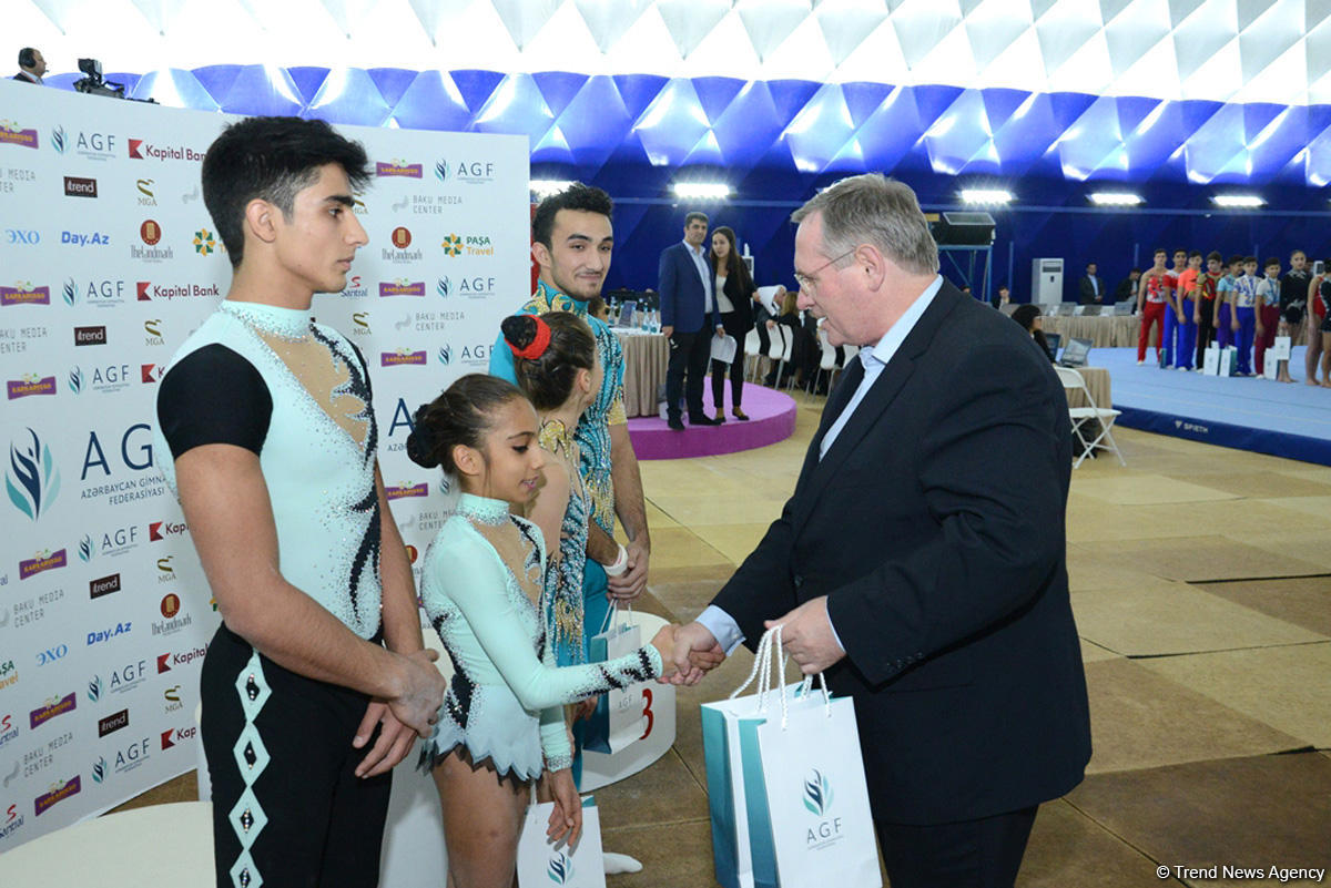Награждены призеры XXIII Чемпионата Баку по акробатике (ФОТО)