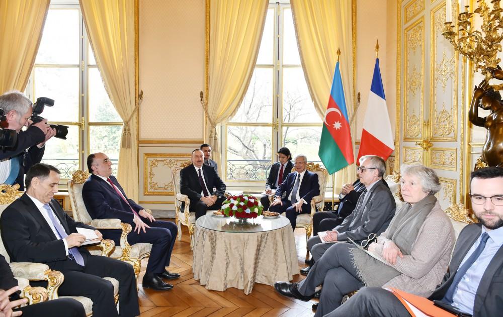 Президент Ильхам Алиев встретился в Париже с председателем Национальной ассамблеи Франции (ФОТО)