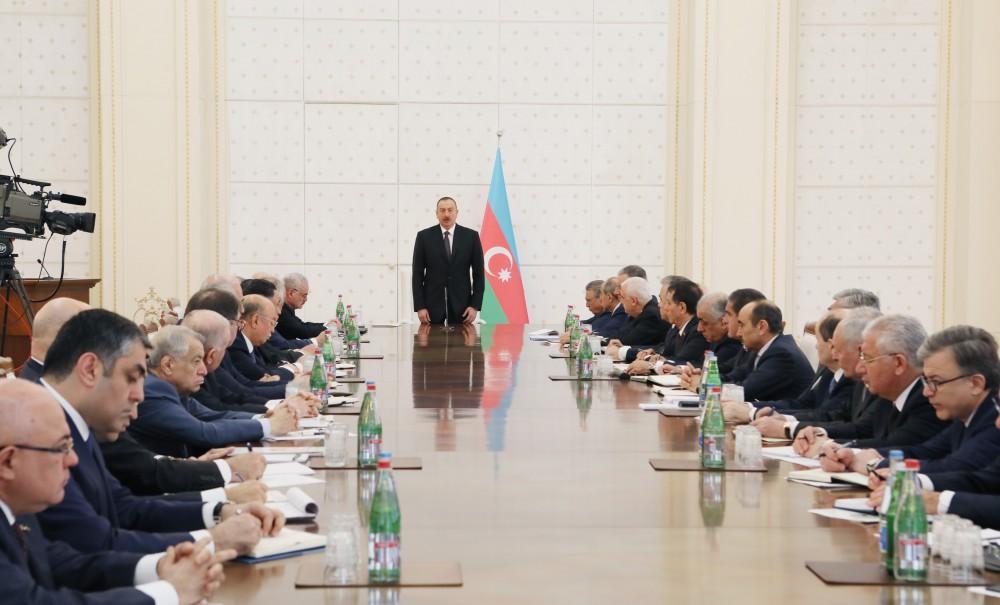 Президент Ильхам Алиев призвал жителей сел обращаться в Администрацию Президента в случае невыполнения работ по обеспечению водой
