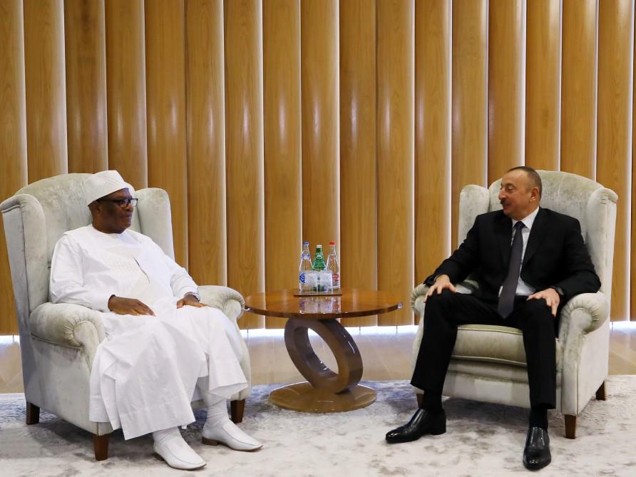 Prezident İlham Əliyev Mali Prezidenti ilə görüşüb