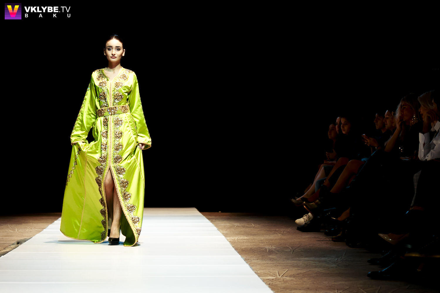 Azerbaijan Fashion Week   :     ()