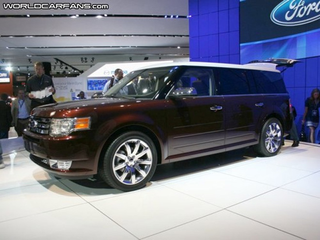 2009 Ford Flex Revealed at New York Auto Show