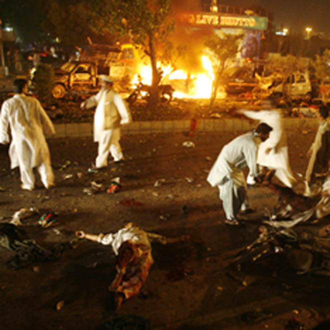 Bomb kills 19 Shiites in south-western Pakistan