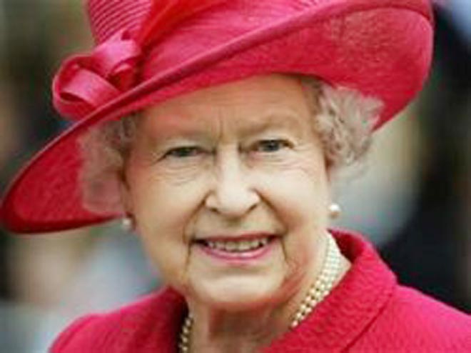 Елизавета II поблагодарила соблюдающих карантин британцев