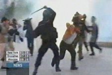 Для разгона 40 тысяч курдских манифестантов турецкая полиция применила слезоточивый газ(видео) - Gallery Thumbnail