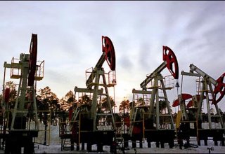 Страны Персидского залива предлагают провести встречу по нефти