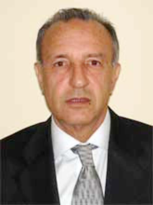 Турецкий тренер азербайджанского футбольного клуба "Хазар-Лянкяран" подал в отставку