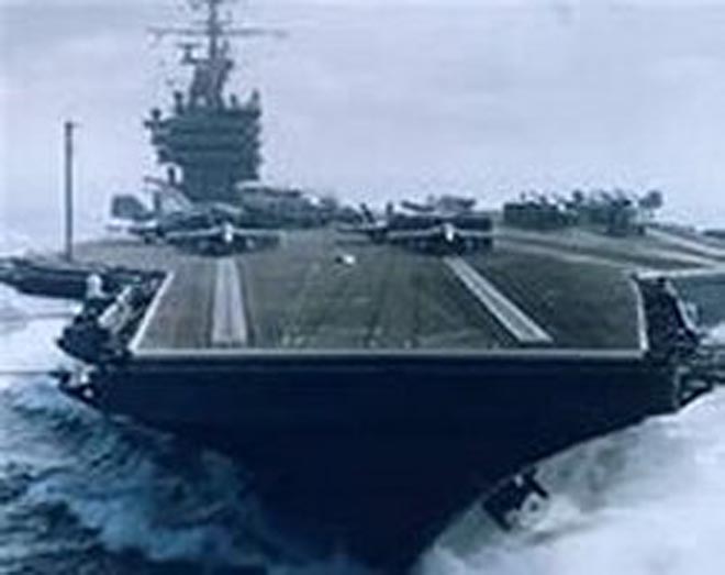 Авианосец ВМС США Abraham Lincoln проследовал через Ормузский пролив в Персидский залив