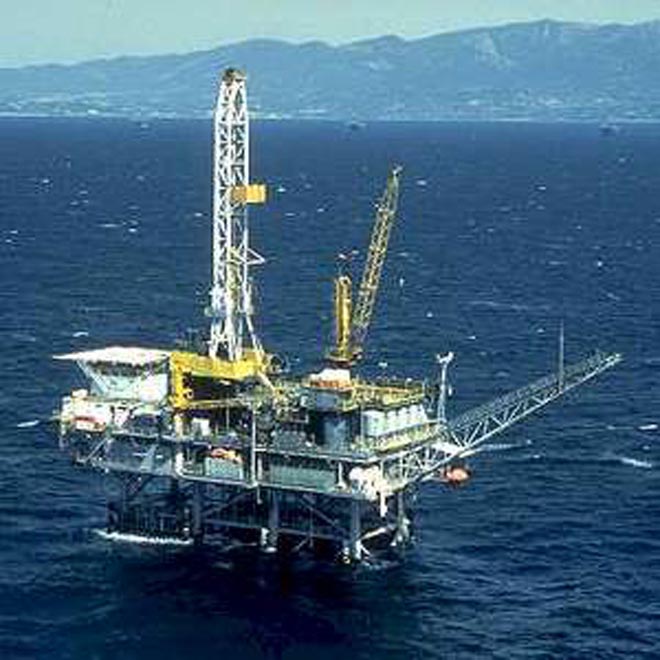 SOCAR starts drilling of two new wells in Caspian Sea