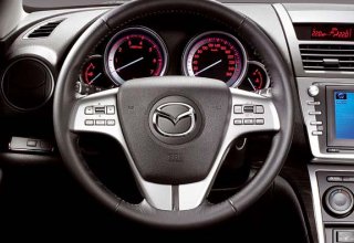 "Mazda" minlərlə avtomobili geri çağırır