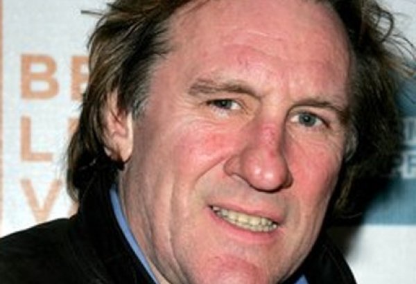 Depardieu says he adores Russia, wants to learn Russian