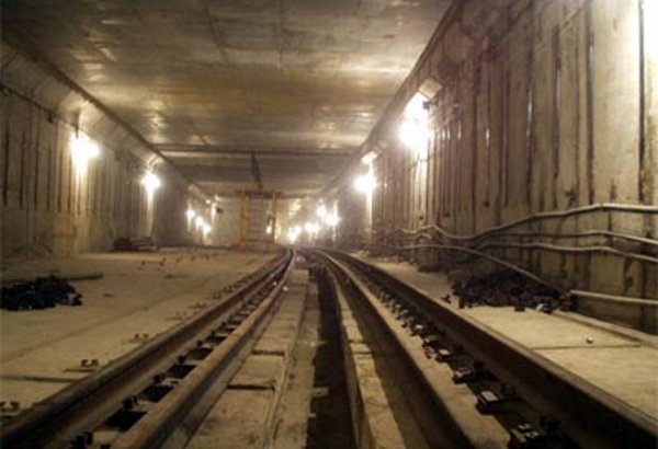 На станции "Ахмедлы" Бакинского метрополитена возникли технические проблемы