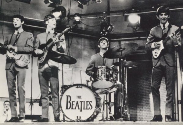 "The Beatles" qrupunun ilk meneceri dünyasını dəyişib