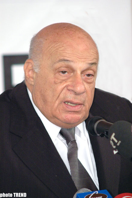 Founder of Turkish Cyprus, Rauf Denktas, dies at age 87