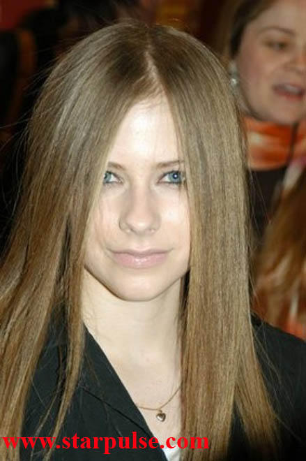 Avril Lavigne - Lavigne To Launch Her Own Perfume