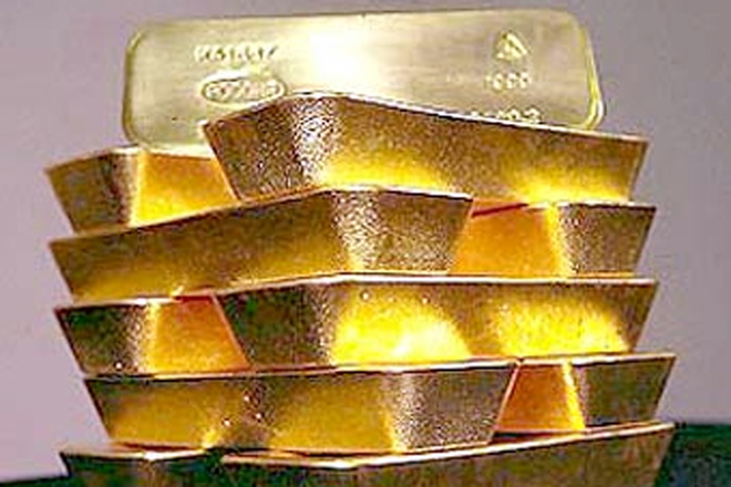 Золото дешевеет на новостях из Европы