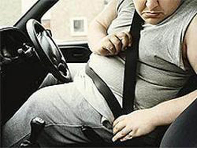 Многие тучные люди в США перестают пристегиваться в машинах