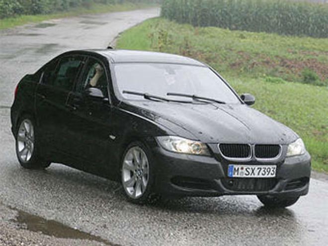 Появились шпионские фотографии обновленной BMW 3-Series