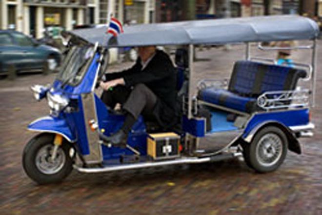 Тележка с мотором вытеснит такси из Амстердама