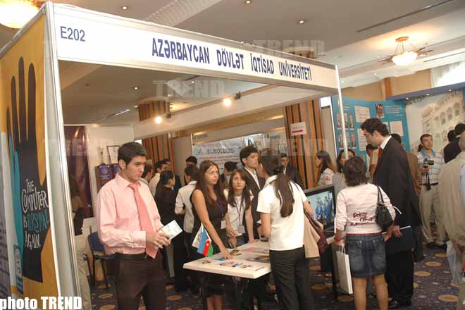 Baku hosts int'l education exhibition