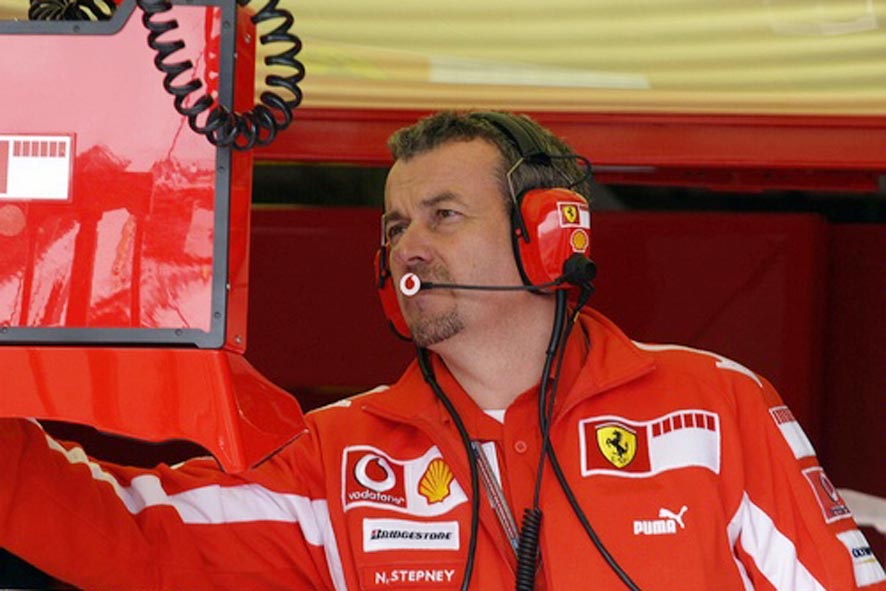 Alonso and Massa unveil new F1 Ferrari