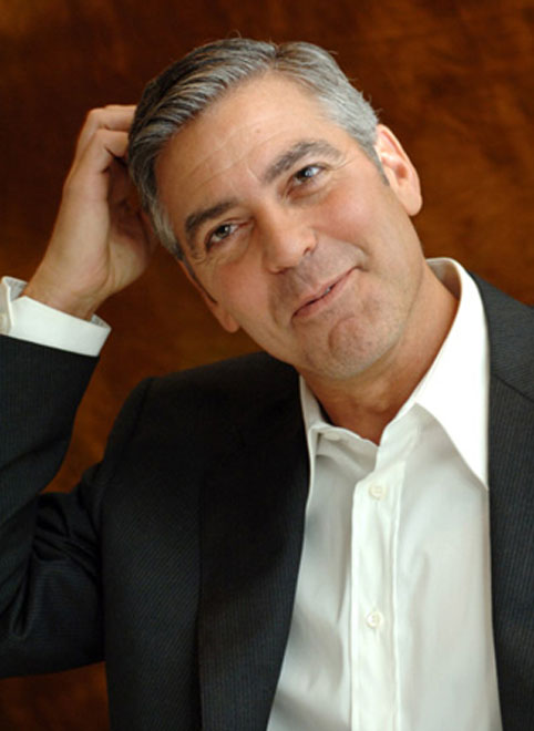 Джордж Клуни сломал руку