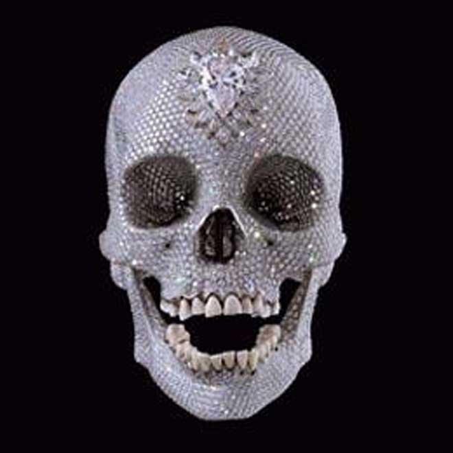 Бриллиантовый человеческий череп продали за 100 млн. долларов