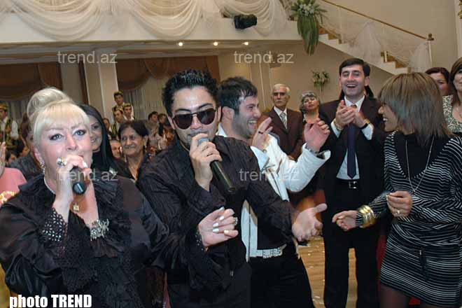 Азербайджанские певцы на свадьбах (фотосессия) - Gallery Image