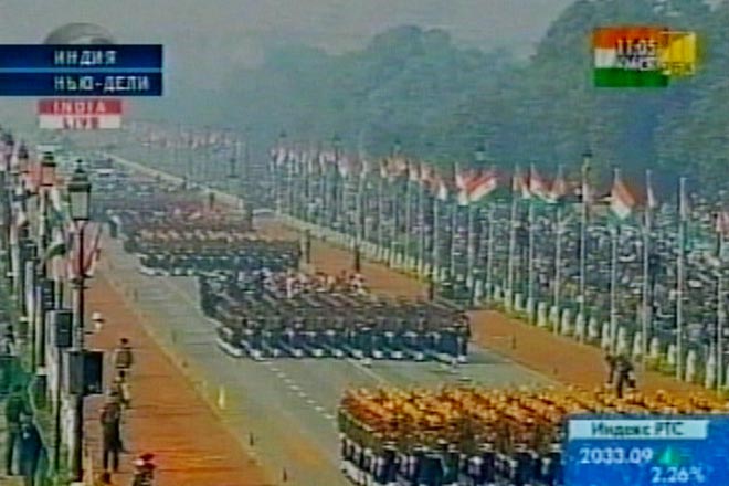 India celebrates 59th Republic Day with Sarkozy as chief guest (video)