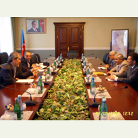В Госнефтекомпании Азербайджана прошла встреча с представителями иранских компаний