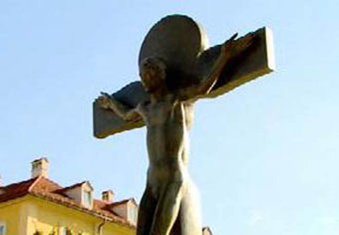 Самая высокая статуя Христа в мире открыта в Польше
