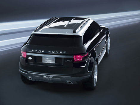 Land Rover показал новую версию трехдверного кроссовера LRX