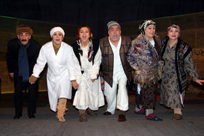 Сегодня переломный момент в азербайджанском театре - заведующий художественной частью Аздрамы Шаик Сафаров