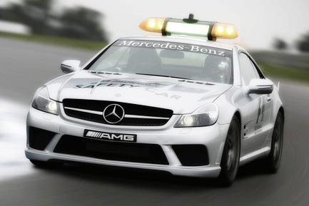 Mercedes SL 63 AMG Pace Car &  C 63 AMG Medical revealed for 2008 Formula 1 season