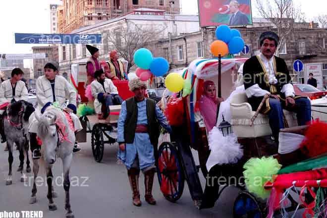 В связи с празднованием Новруза ограничено автомобильное движение в центре Баку