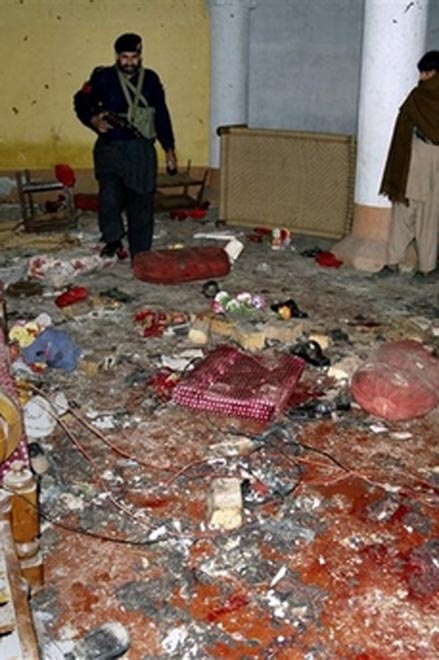 Более 40 человек погибли и 45 ранены при взрыве на северо-западе Пакистана