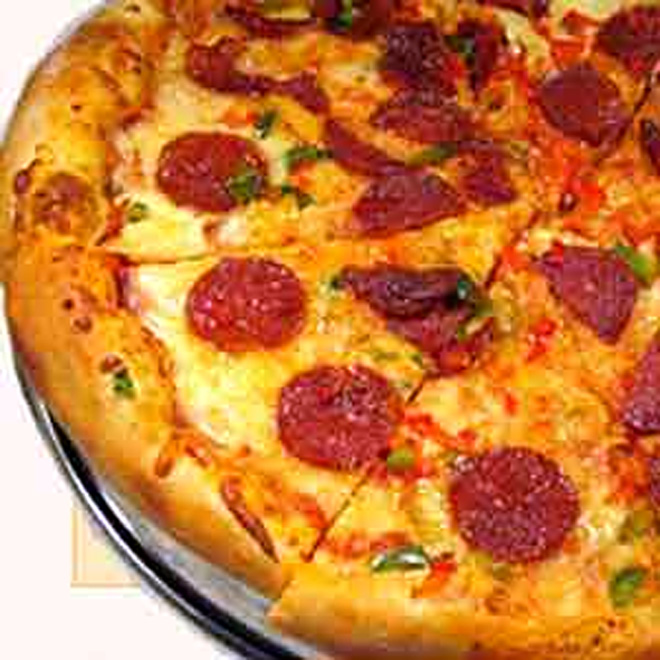 В США на примере спора о пицце объяснили, как РФ "разделяет американцев"