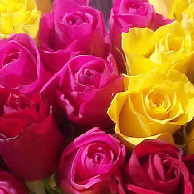 Сотрудники тюменской ГАИ подарят женщинам-водителям цветы