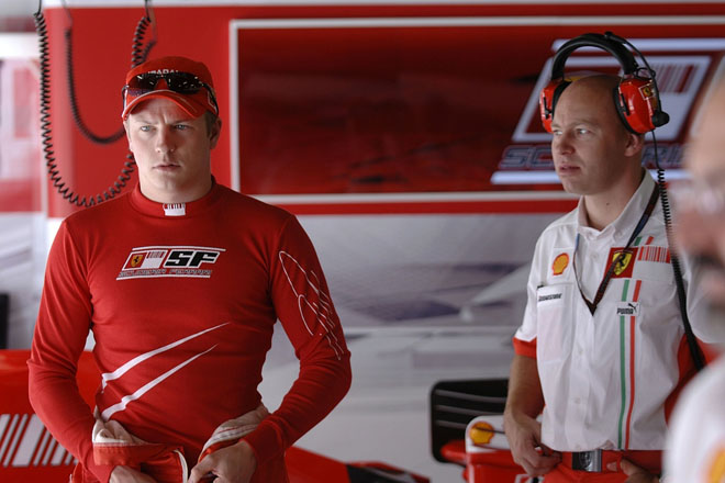 Schumacher and Raikkonen Finally Head to Head in Equal Cars