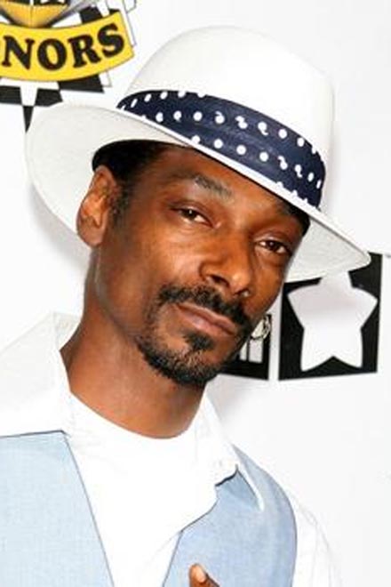 Snoop Dogg Hires Beckham As Soccer Coach